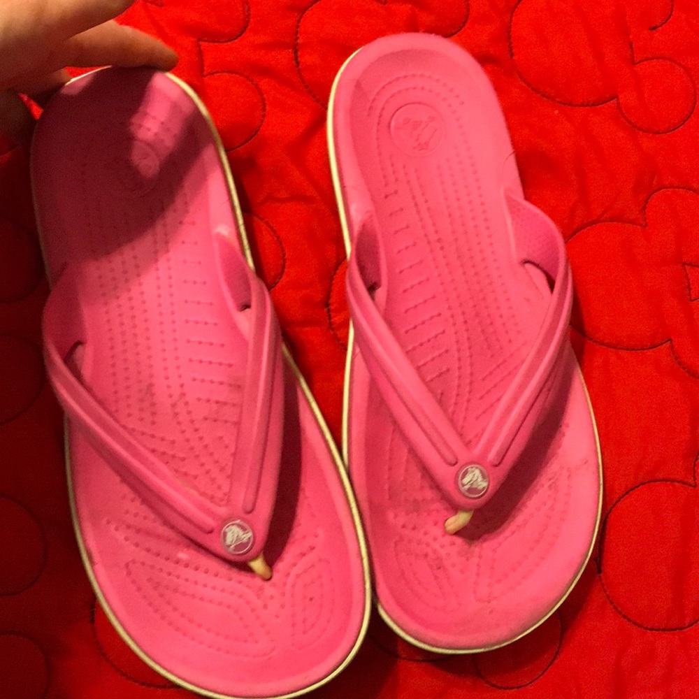 Pink crocs flip flops size W11